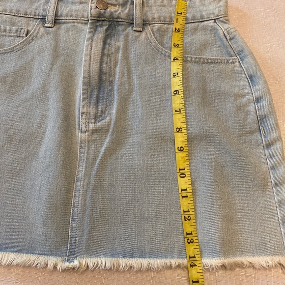 Forever 21 Blue Mini Skirt Casual - Picture 4 of 7